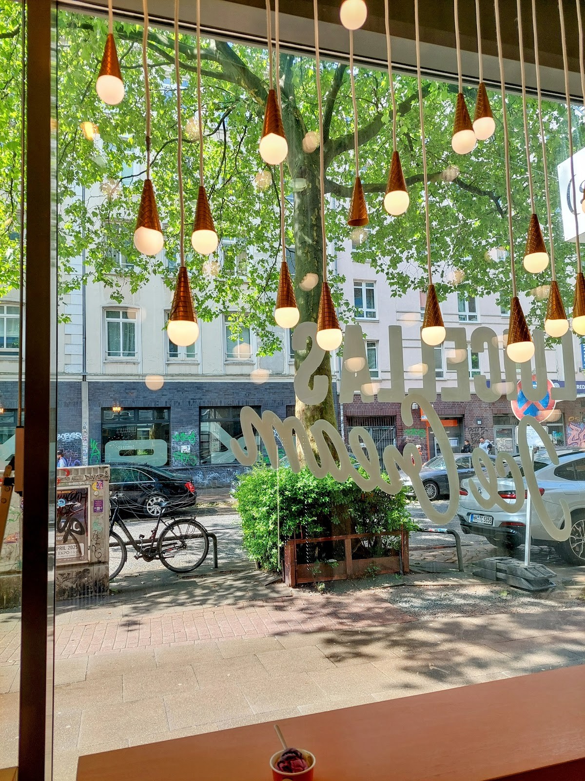 Luicella's Ice Cream: the place