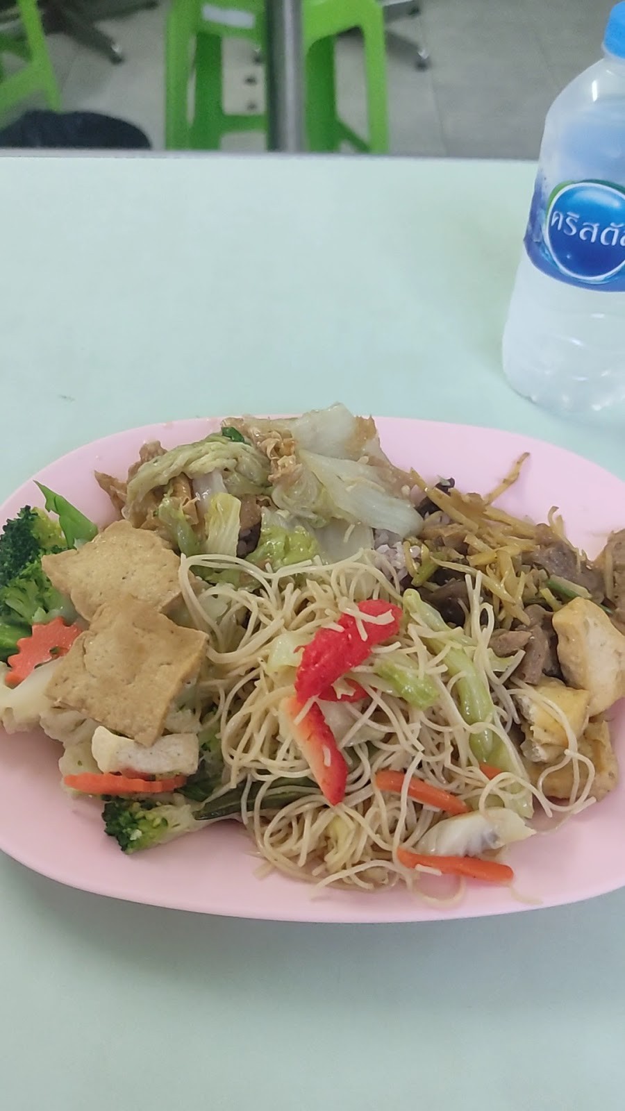 Tien Sin: food & drinks