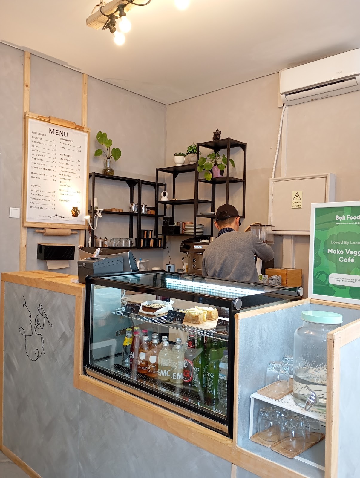 Moko Vegan Bakery: the place