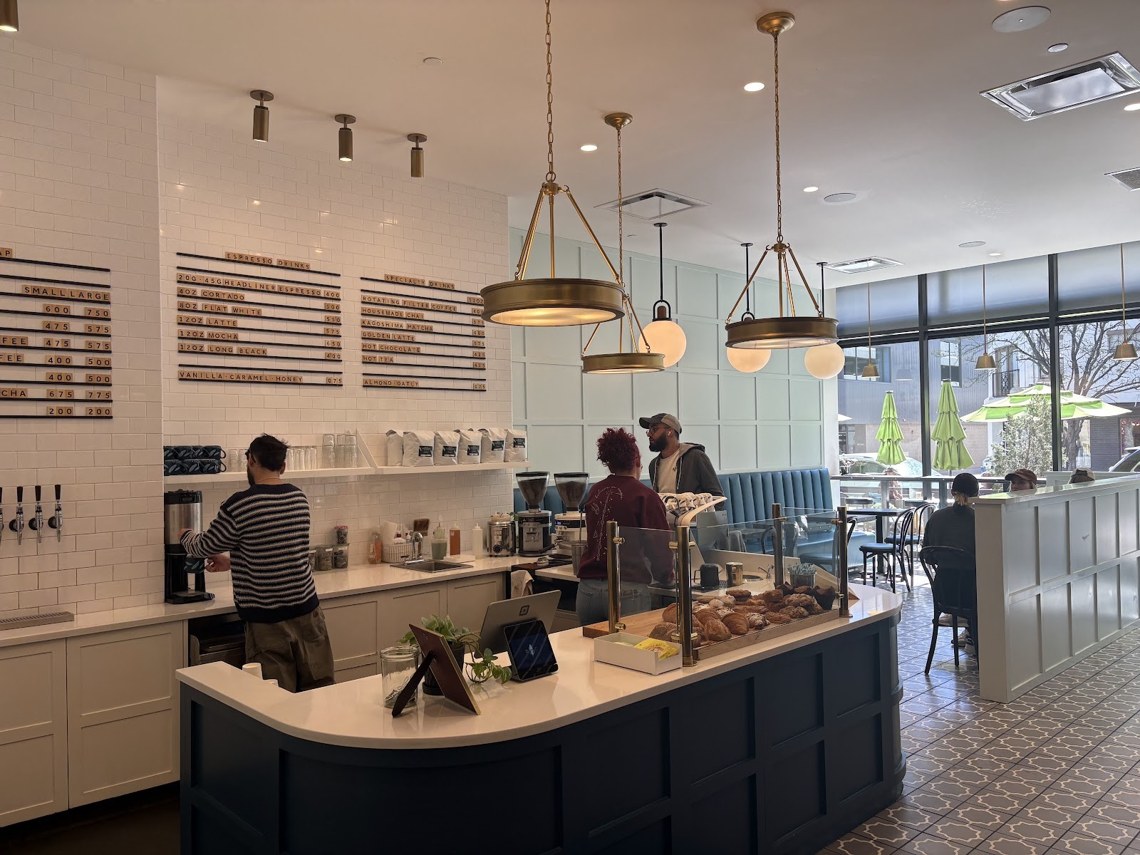 Blue Sparrow Coffee: the place