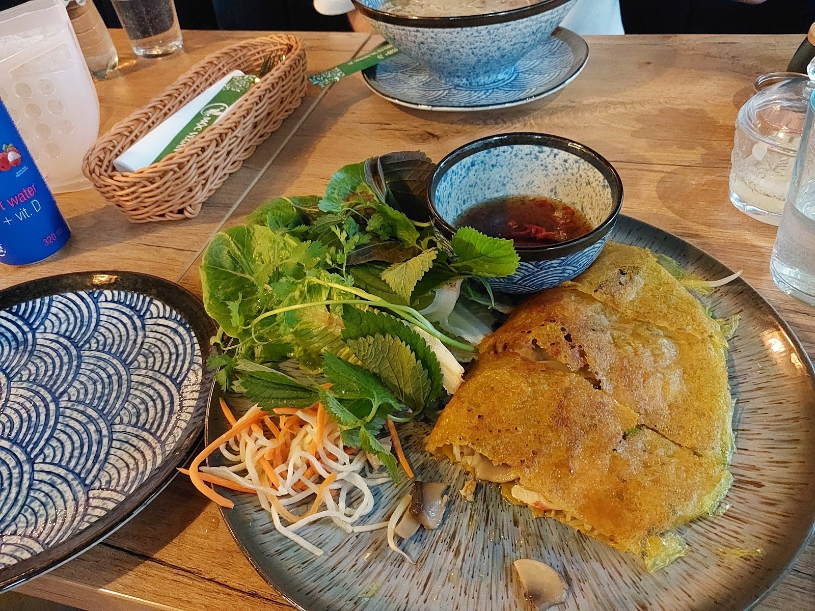 Moc Vegan: food & drinks