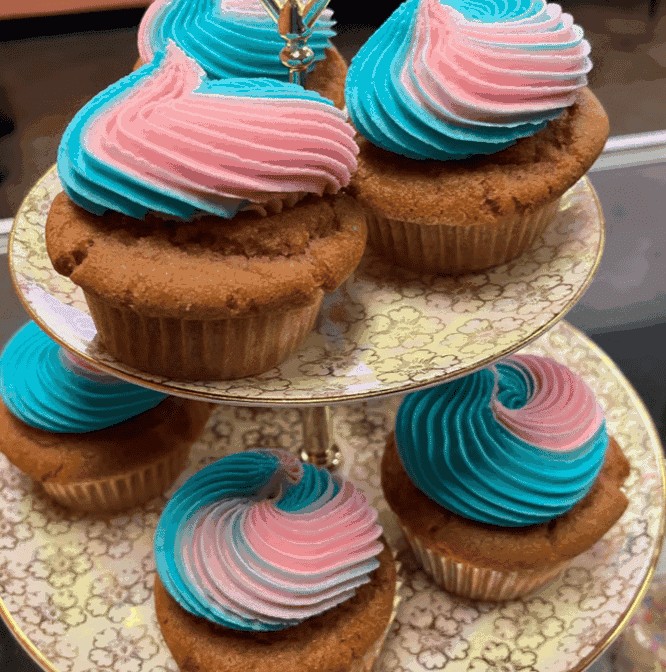 Jennifer Lee's Gourmet Bakery: food & drinks