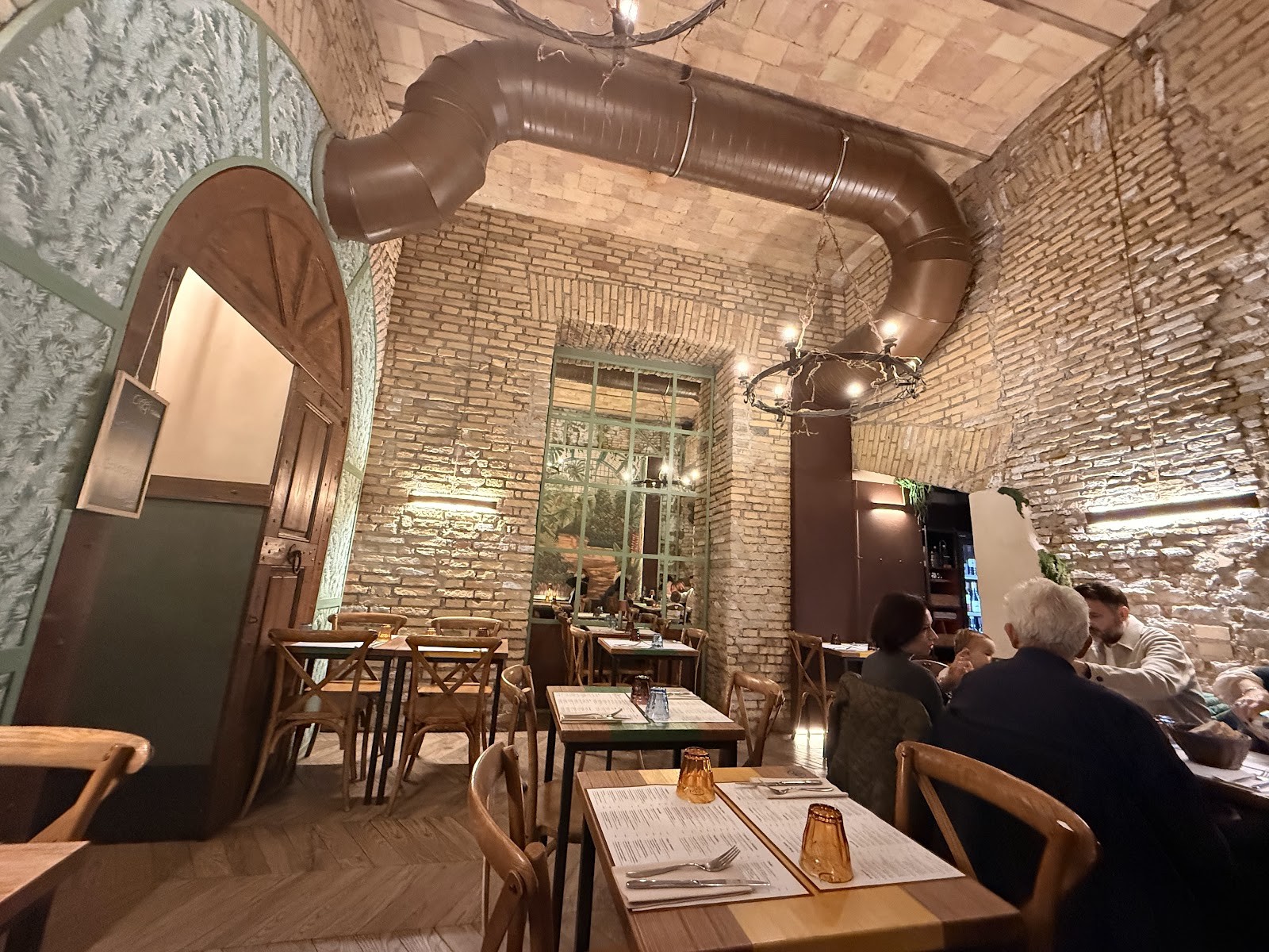 Osteria del Grillo: the place