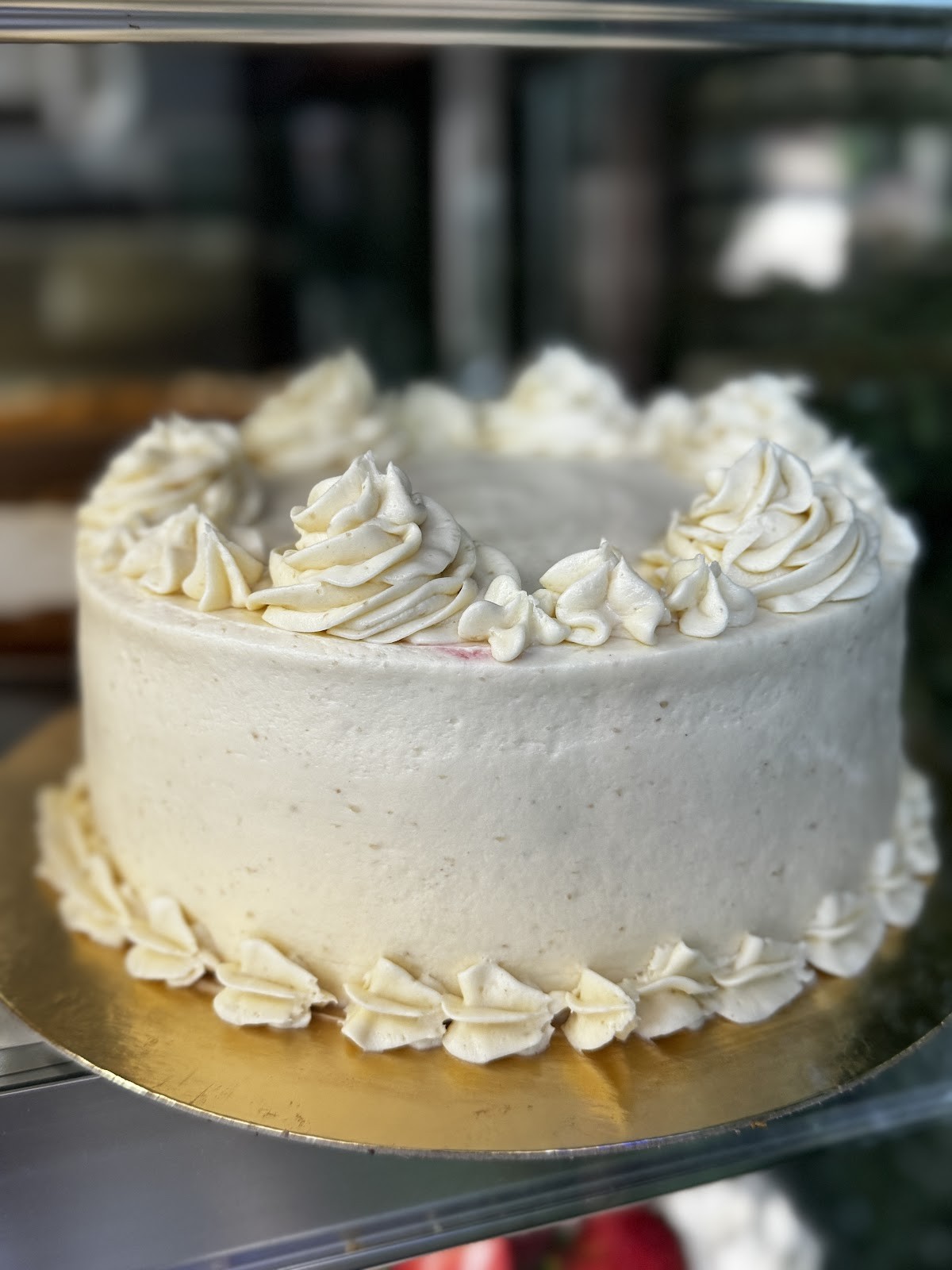 Glossy cakes: food & drinks