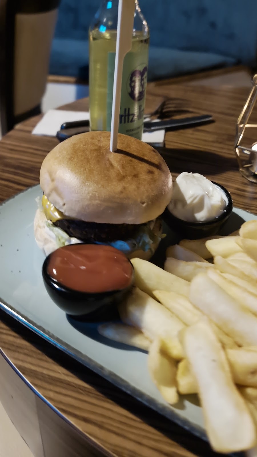Apple & Eve: food & drinks