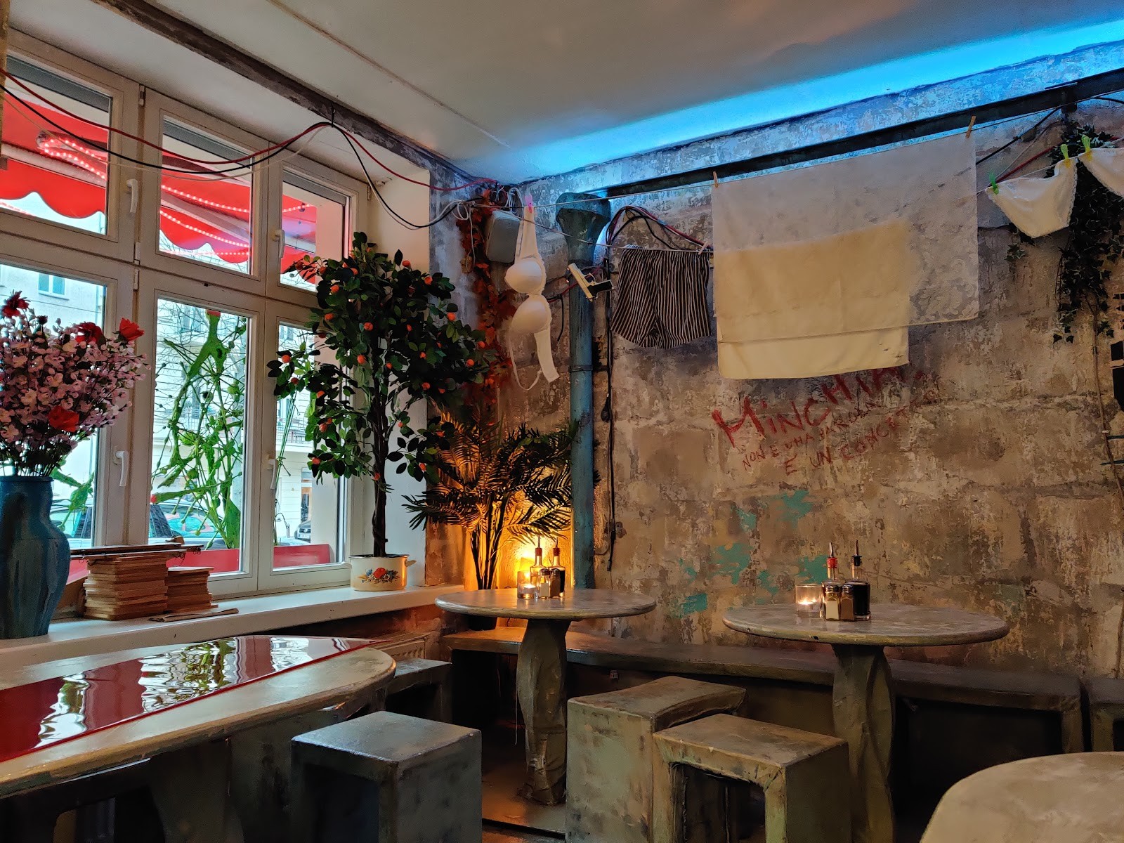 Zia Maria - Pizzeria: the place