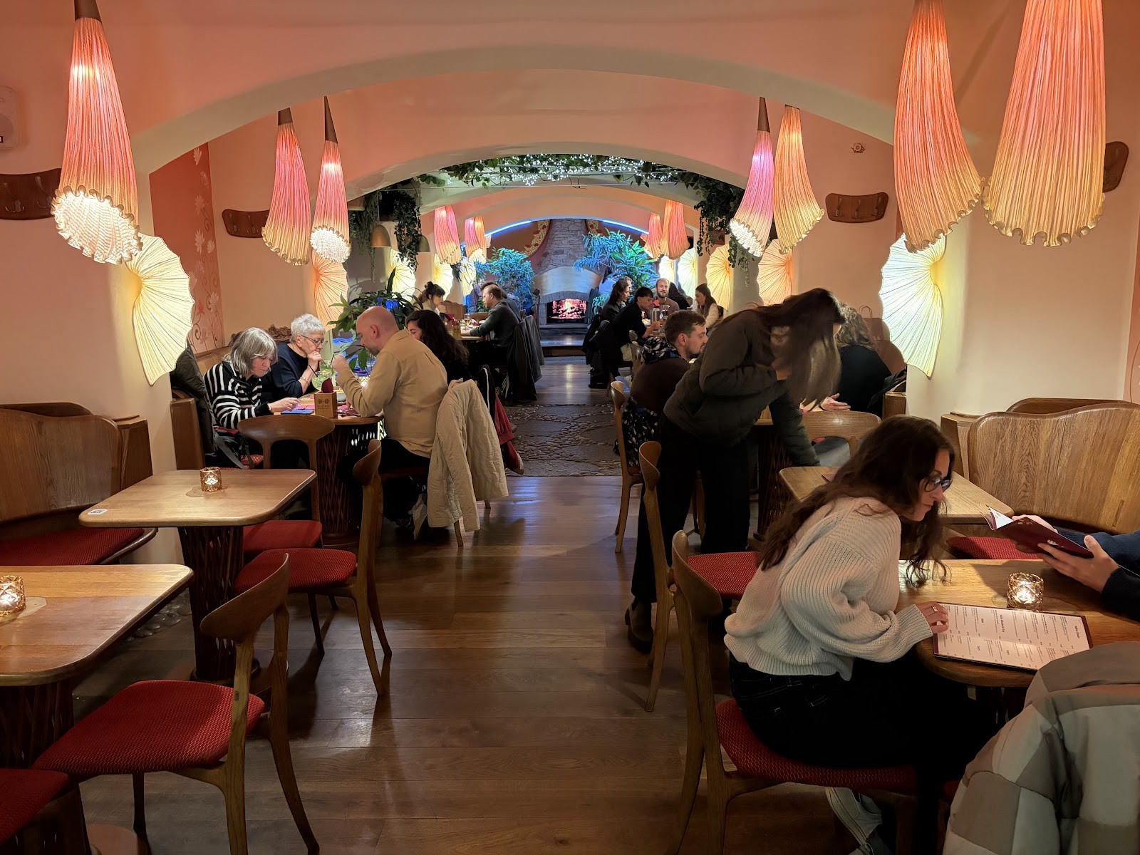 Maitrea restaurace: the place