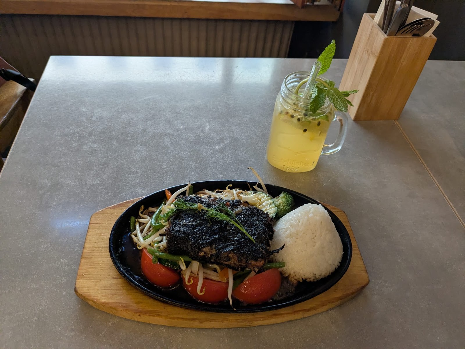 Quy Nguyen: food & drinks