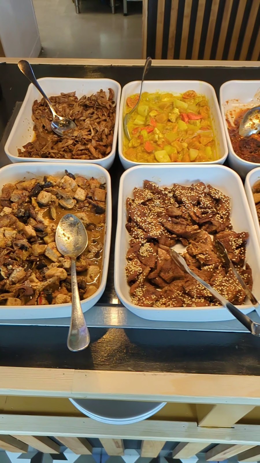 Sen Việt Vegan Restaurant: food & drinks