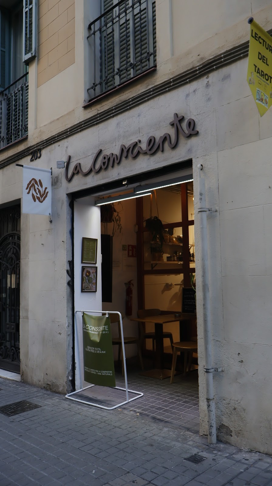 La Consciente Gracia. Healthy Brunch. Vegan. Gluten Free Bakery.: the place