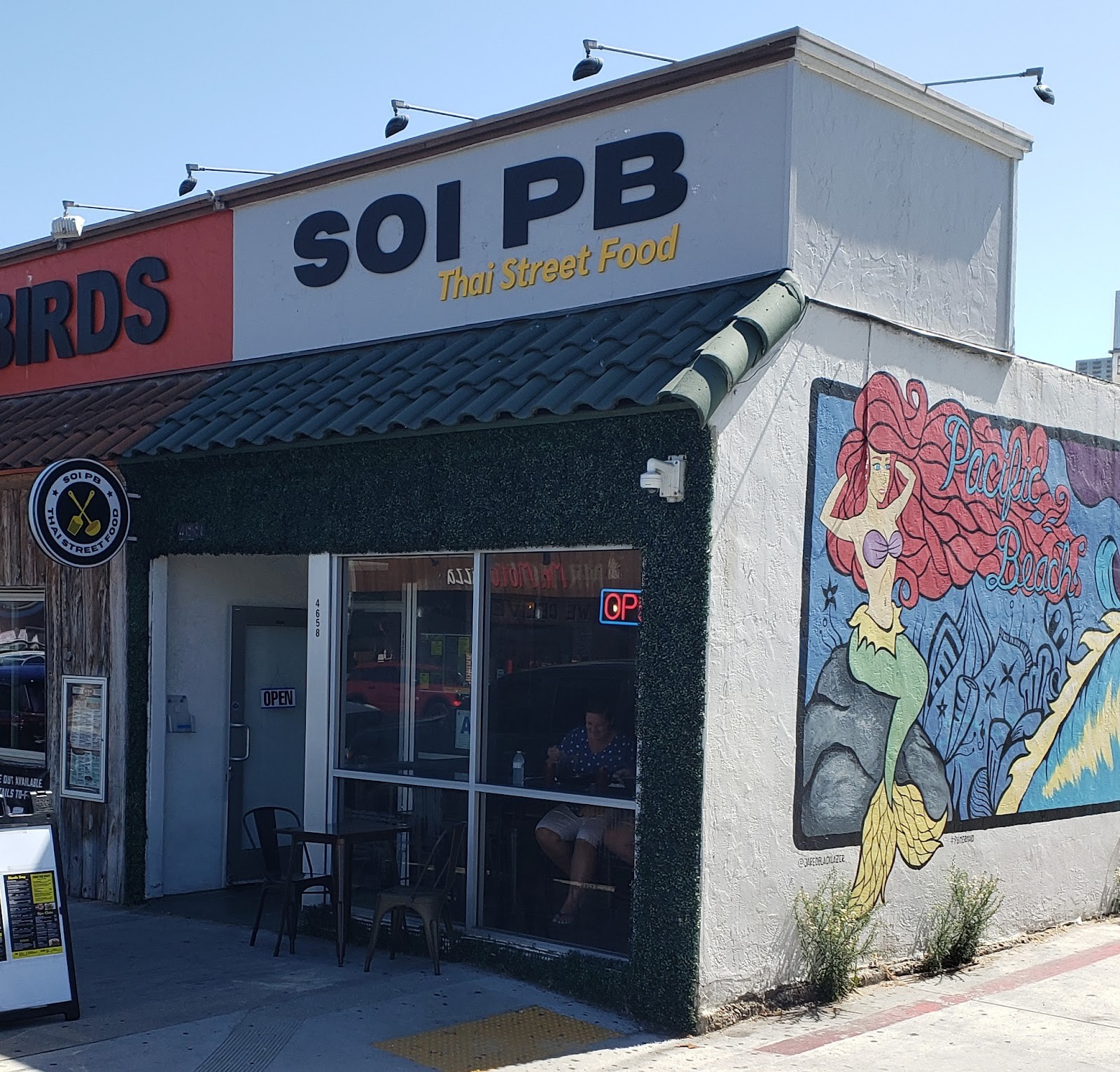 SOI PB THAI STREET FOOD: the place