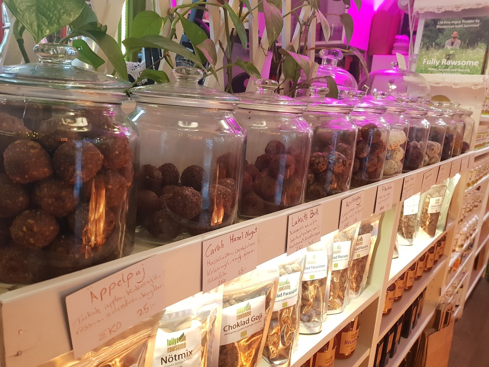 Bliss Café & Galleri: the place