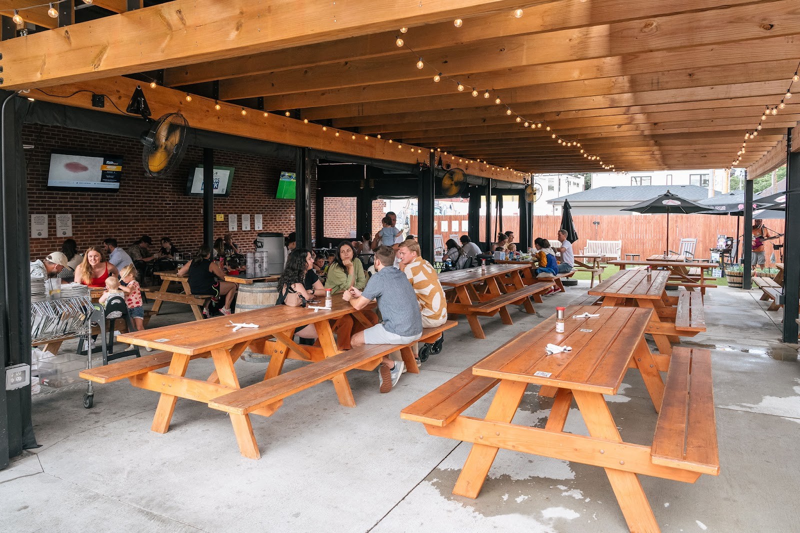 Hops & Pie: the place