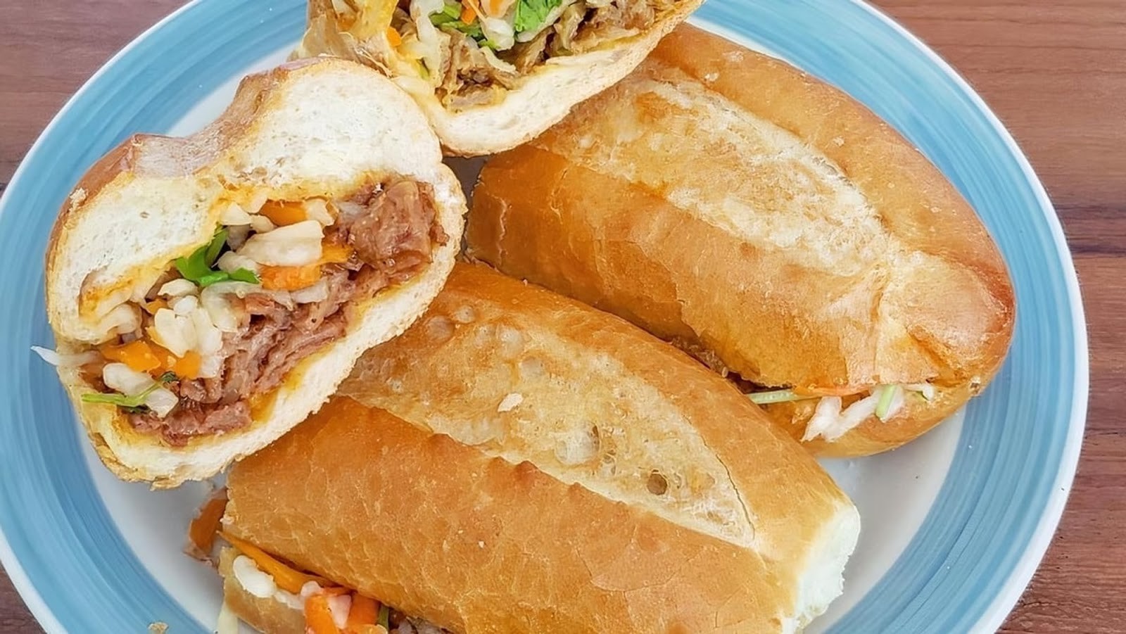 Chu Minh Tofu and Vegan Deli: food & drinks