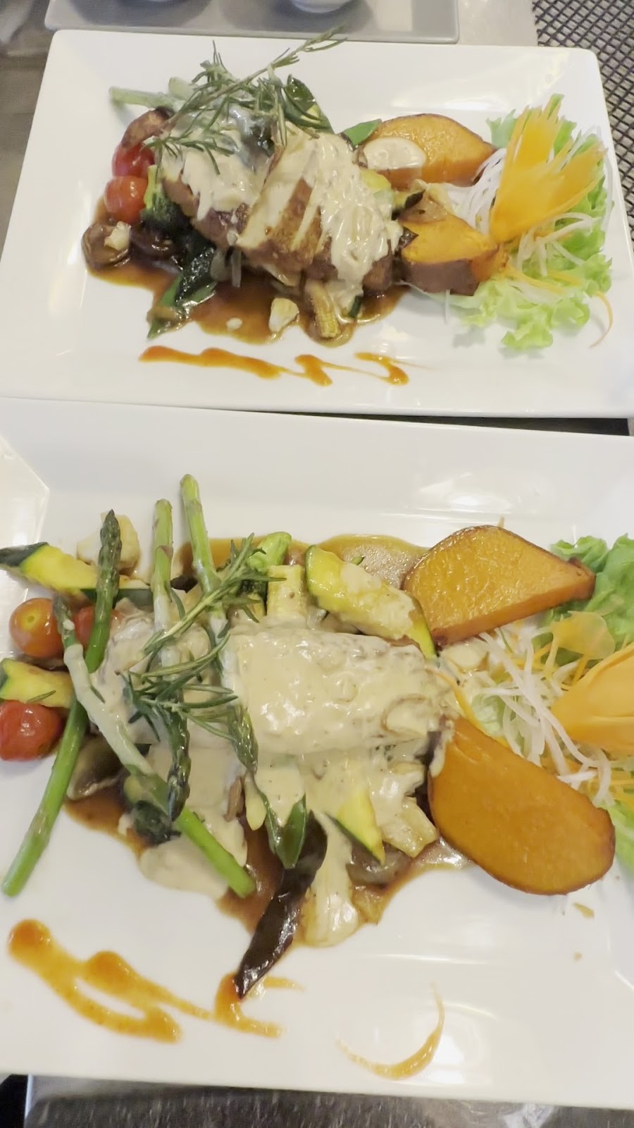 Vevi Restaurant: food & drinks
