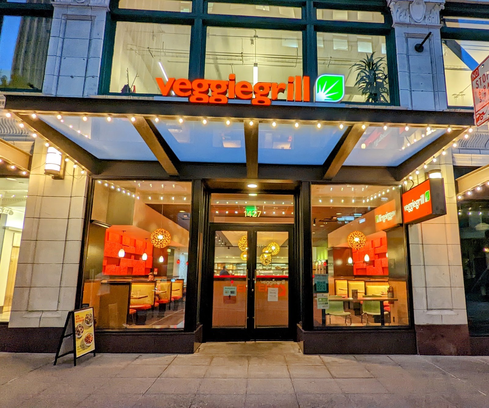 Veggie Grill - Downtown Seattle: the place