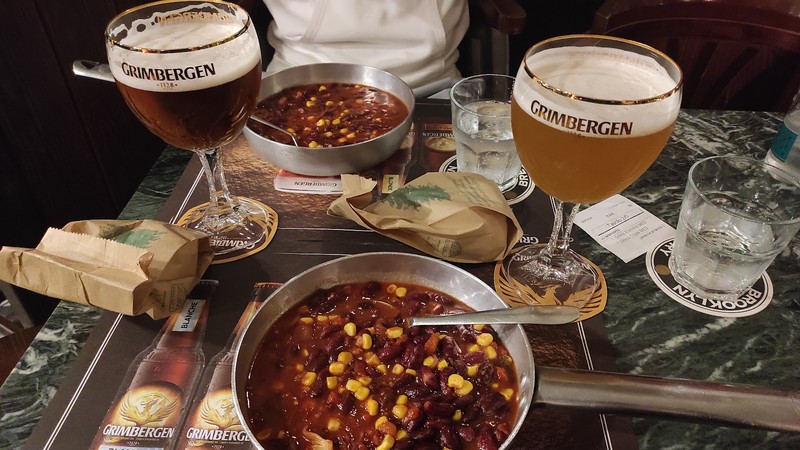 Connery Pub: photo