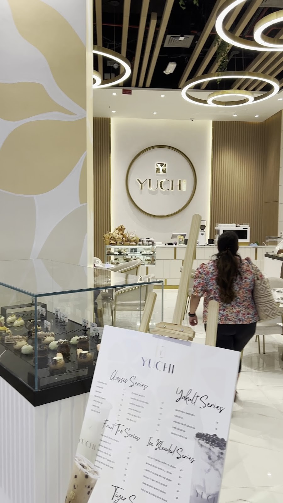 Yuchi Cafe Dubai: the place