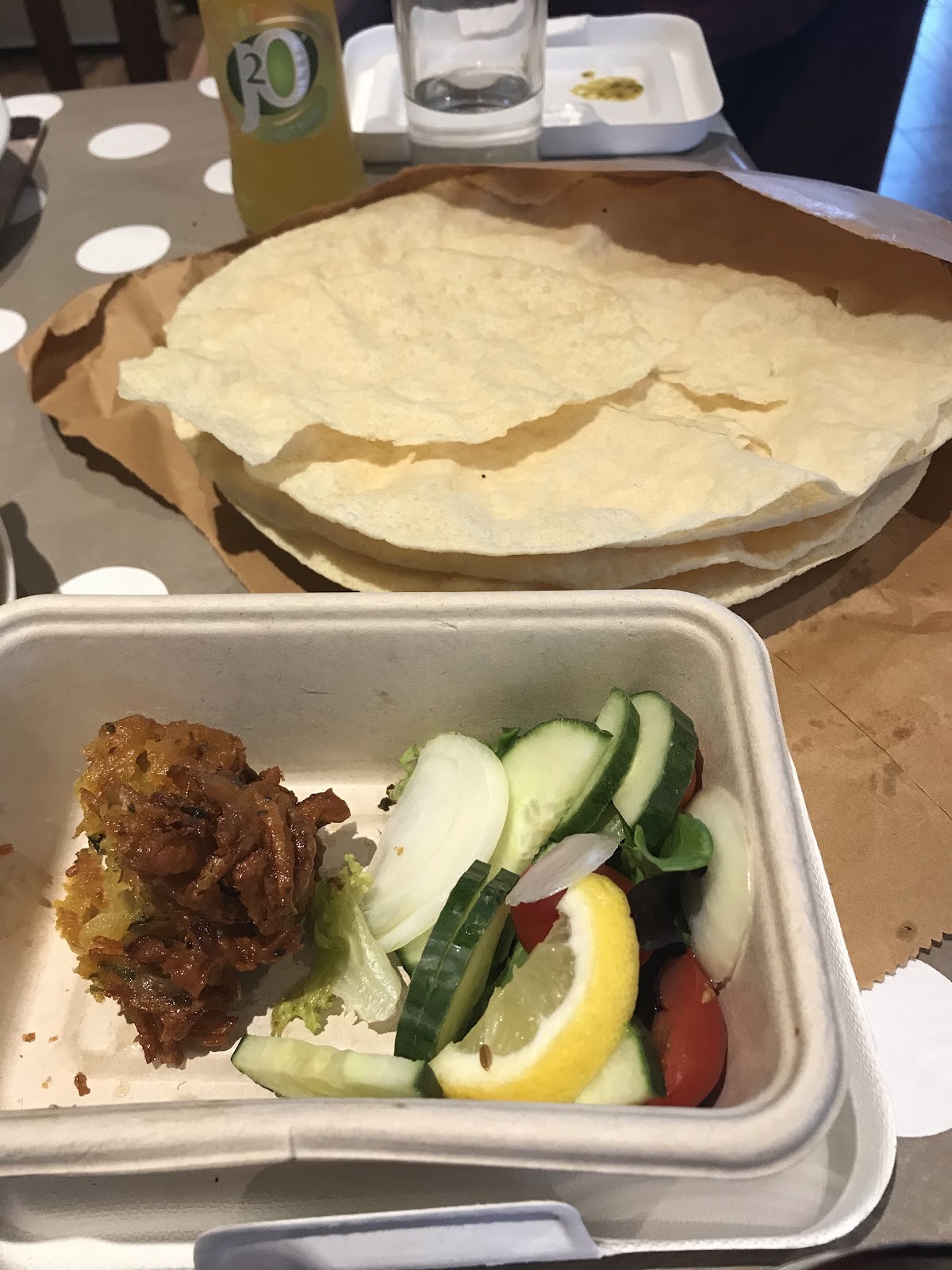 Karma Kitchen: food & drinks