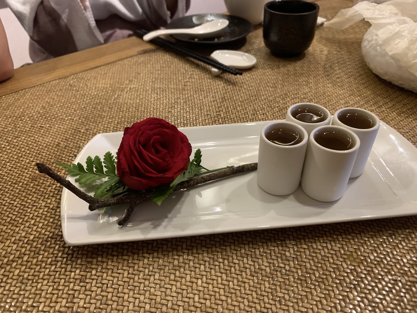 Yangming Spring Creative (Pure Vegan Life) Vegetarian Cuisine - Zhongxiao Branch: food & drinks