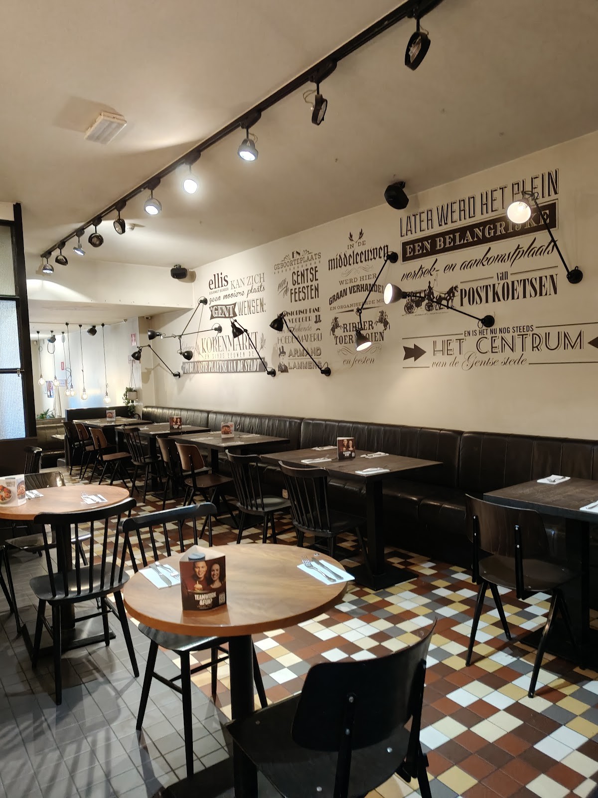 Ellis Gourmet Burger: the place