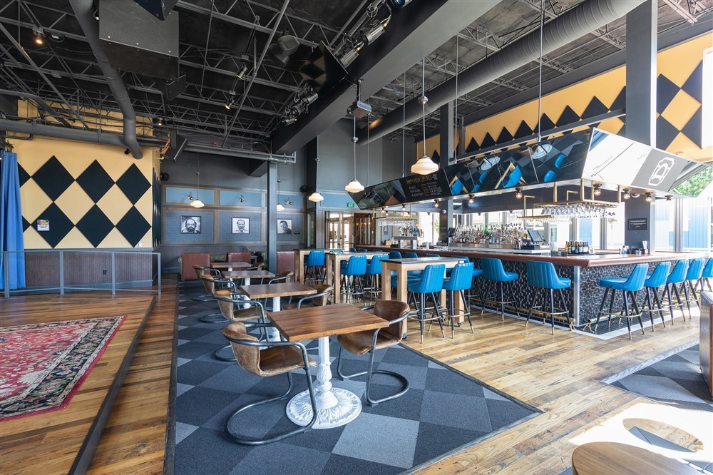 Barfly: the place