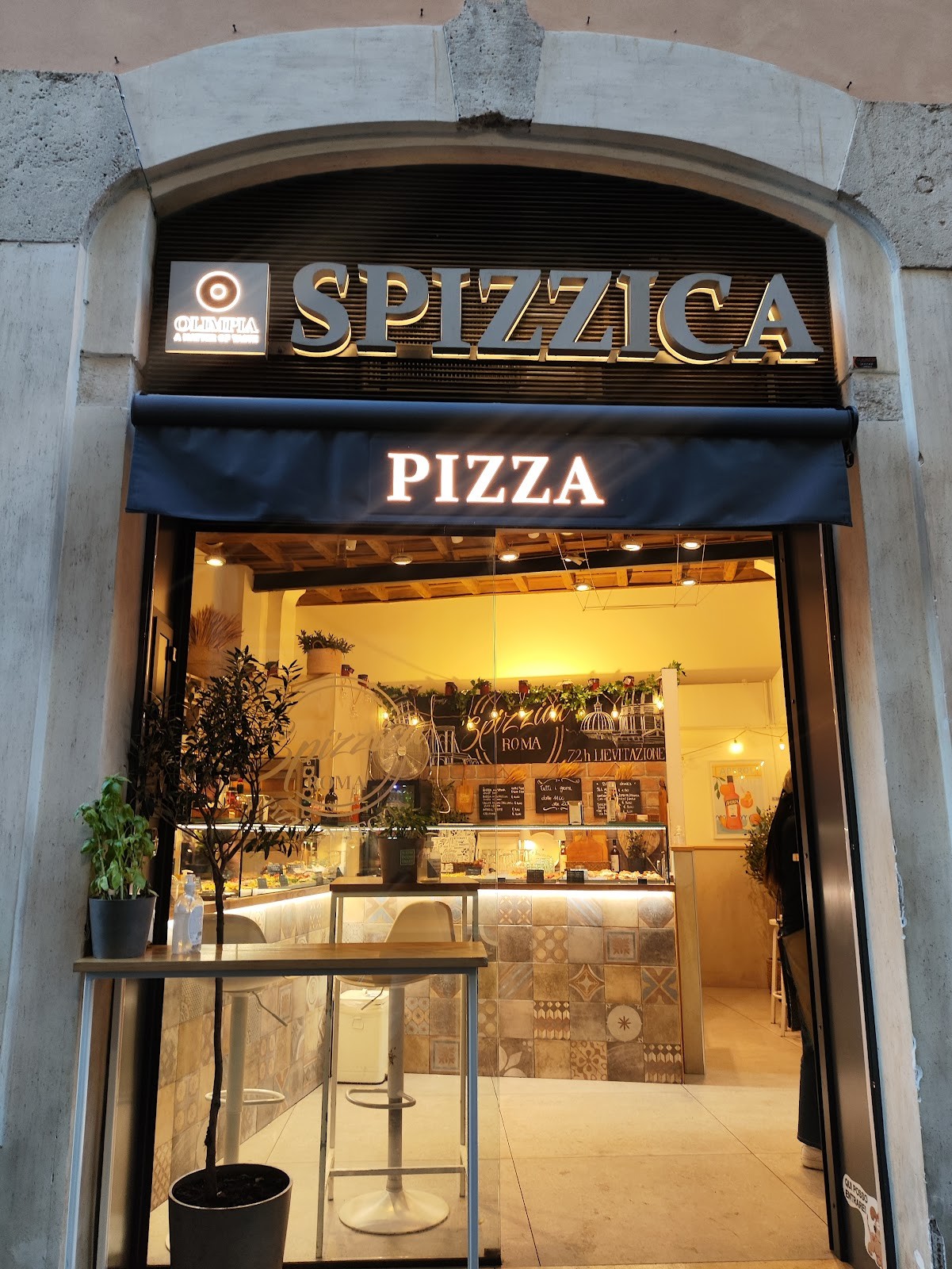 Spizzica Roma - Pizza al Taglio: the place