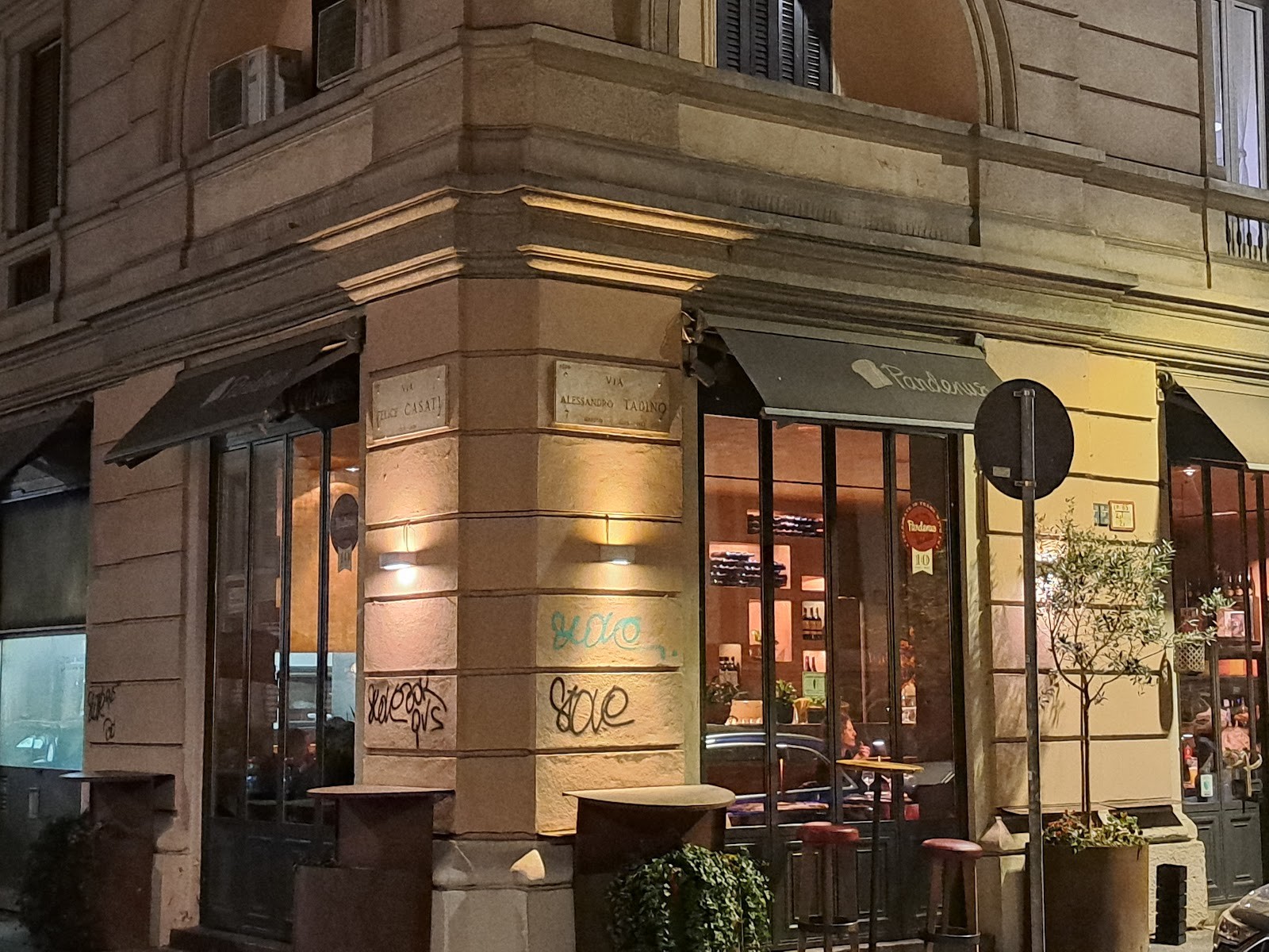 Pandenus Tadino: the place