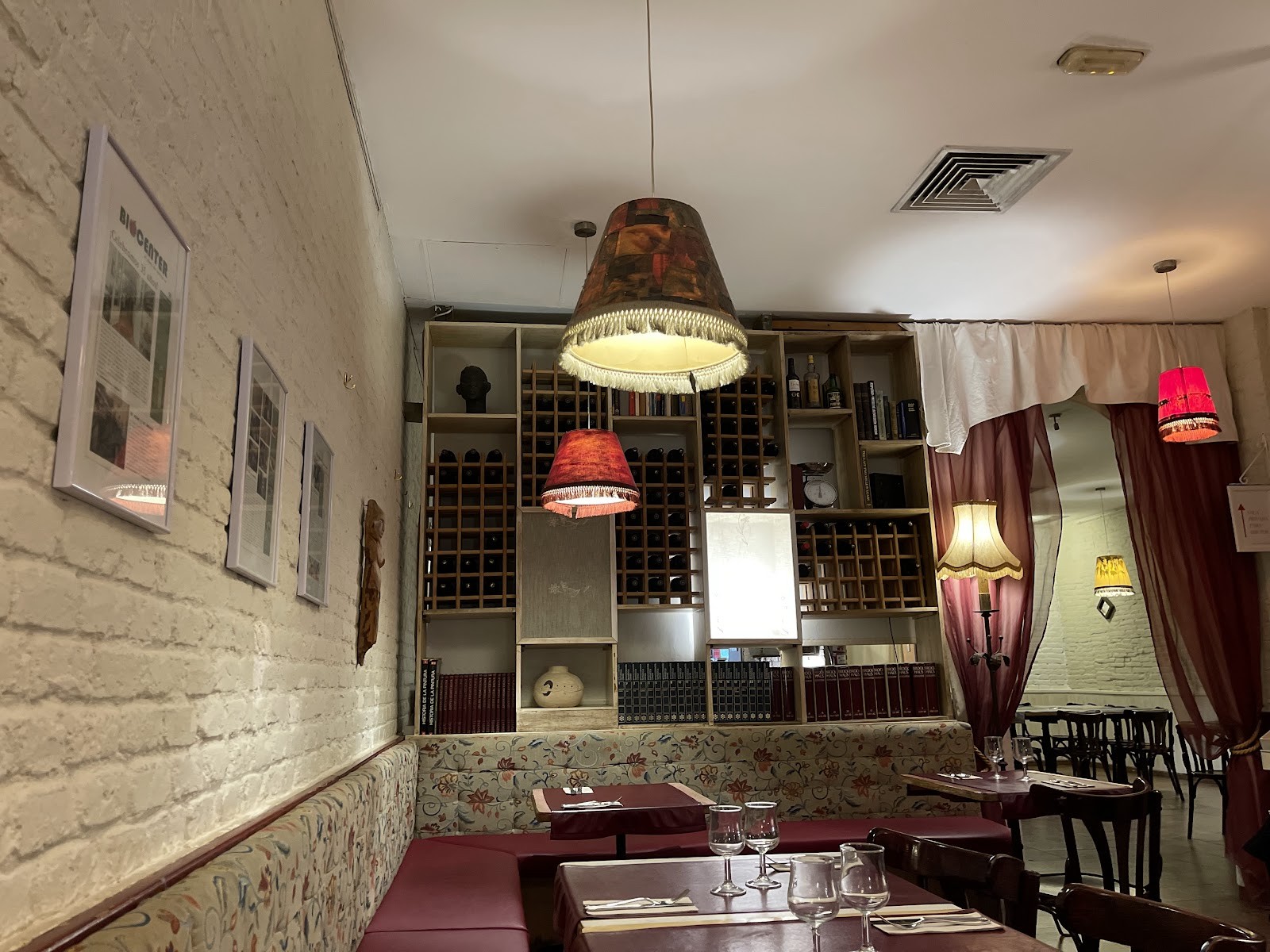Biocenter - Pintor Fortuny: the place