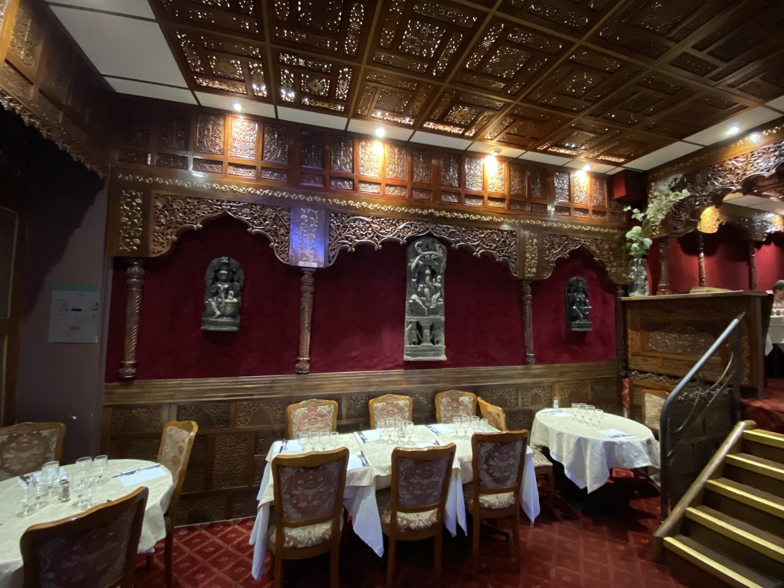 Le Safari - Montmartre: the place