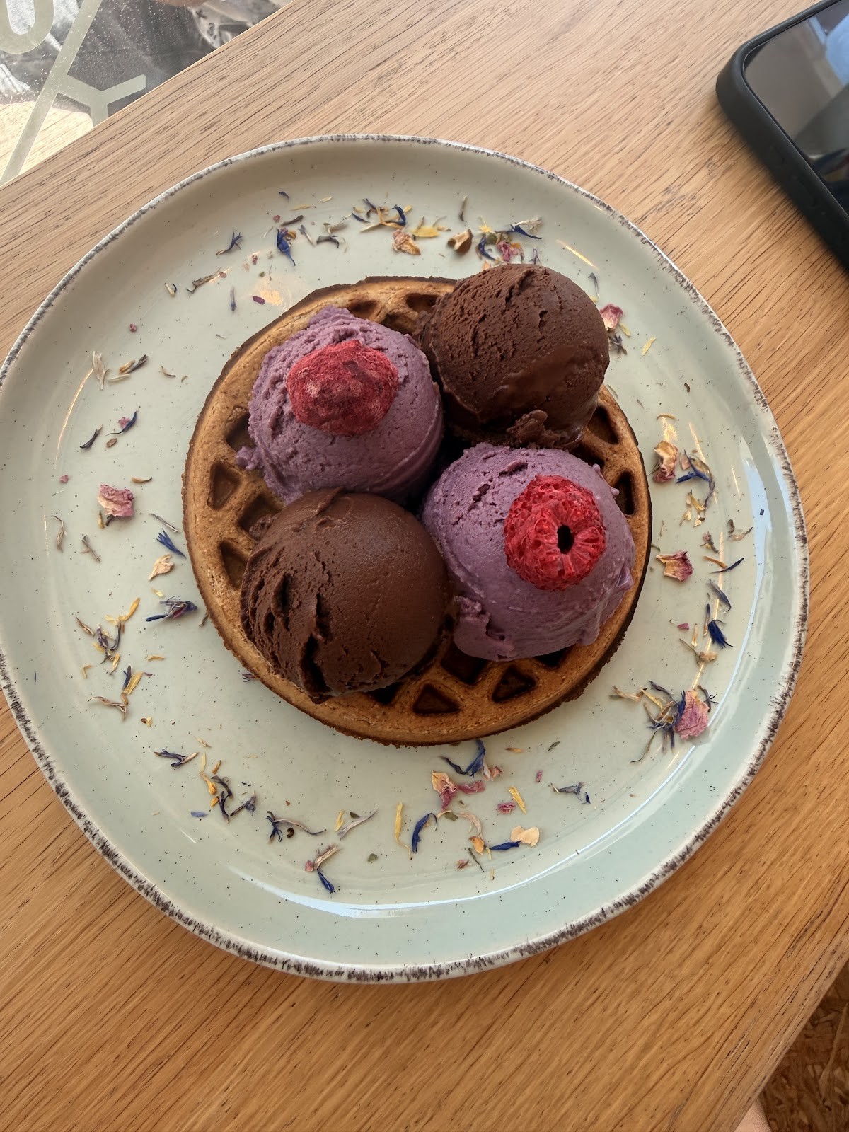 iceDate - The vegan organic Eismanufaktur: food & drinks