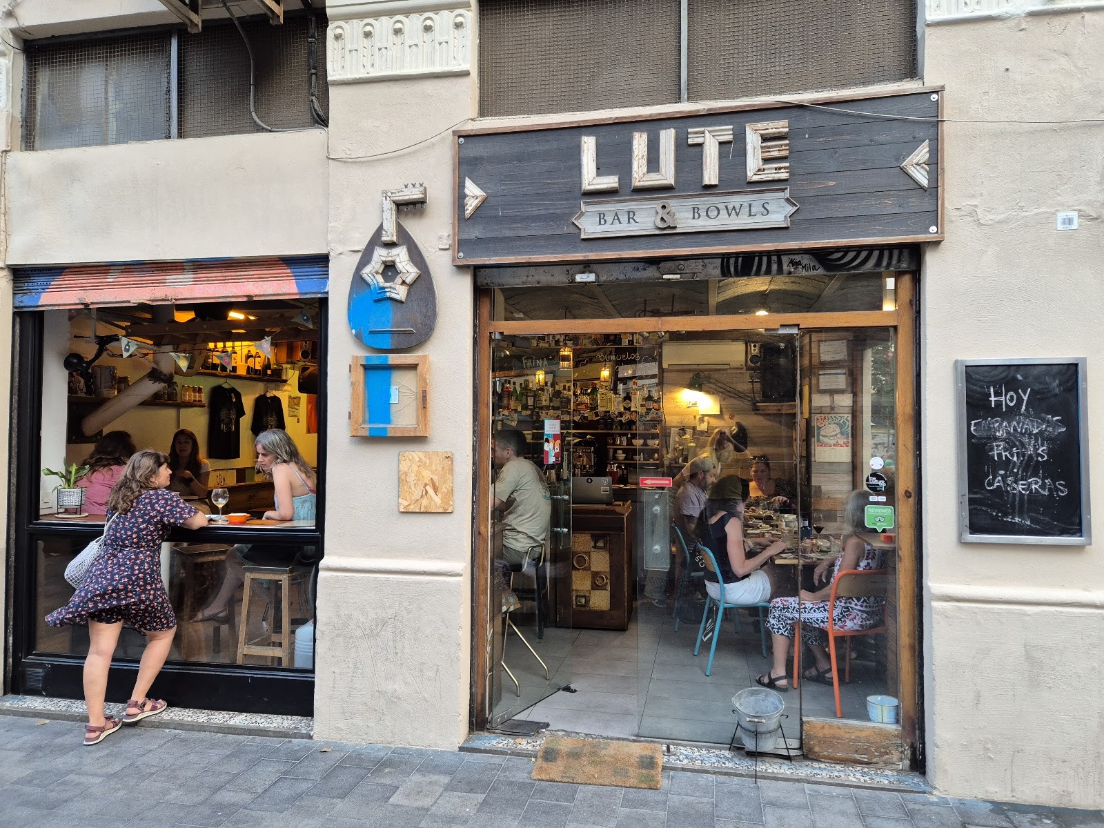 Lute: the place