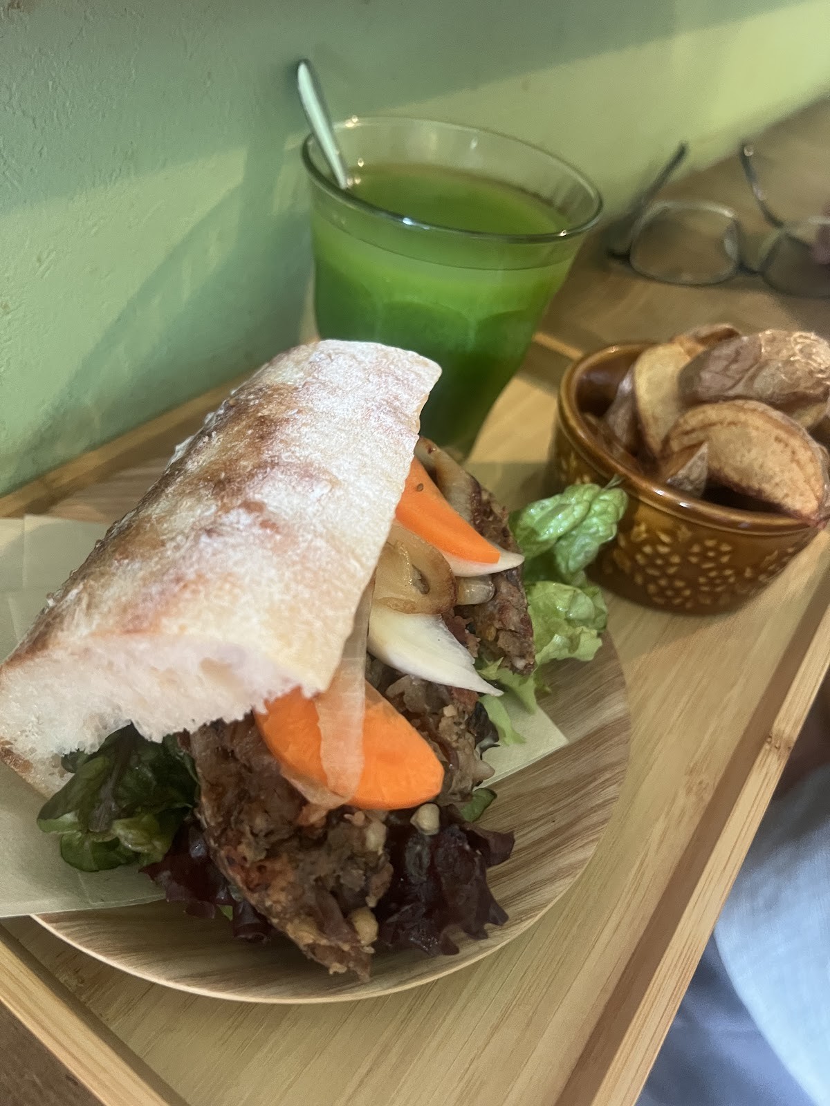 EL VEGAN BURGER by bimipan: food & drinks