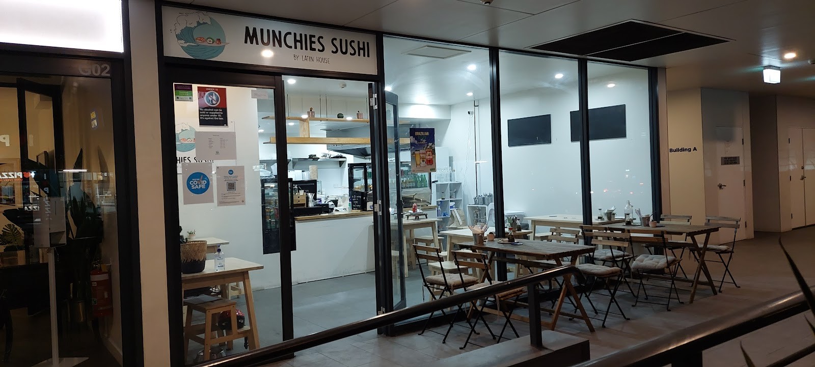 Munchies Sushi Dee Why: the place