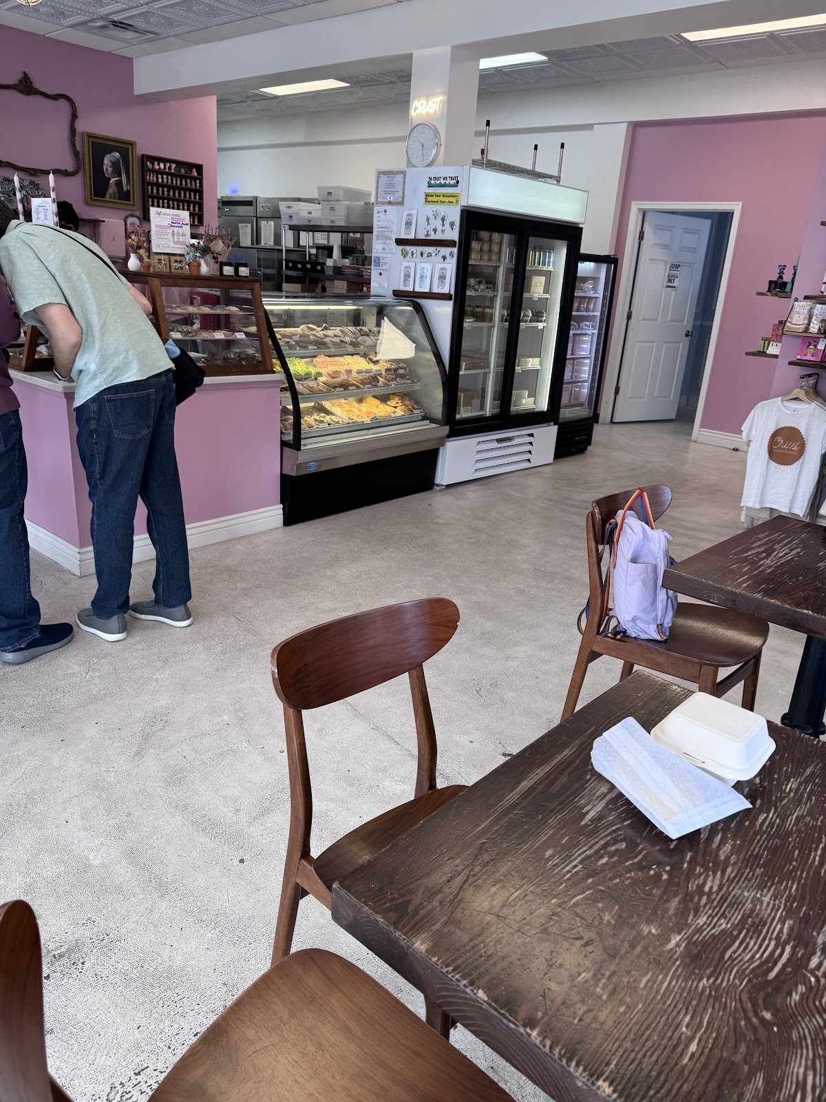 Crust Vegan Bakery: the place