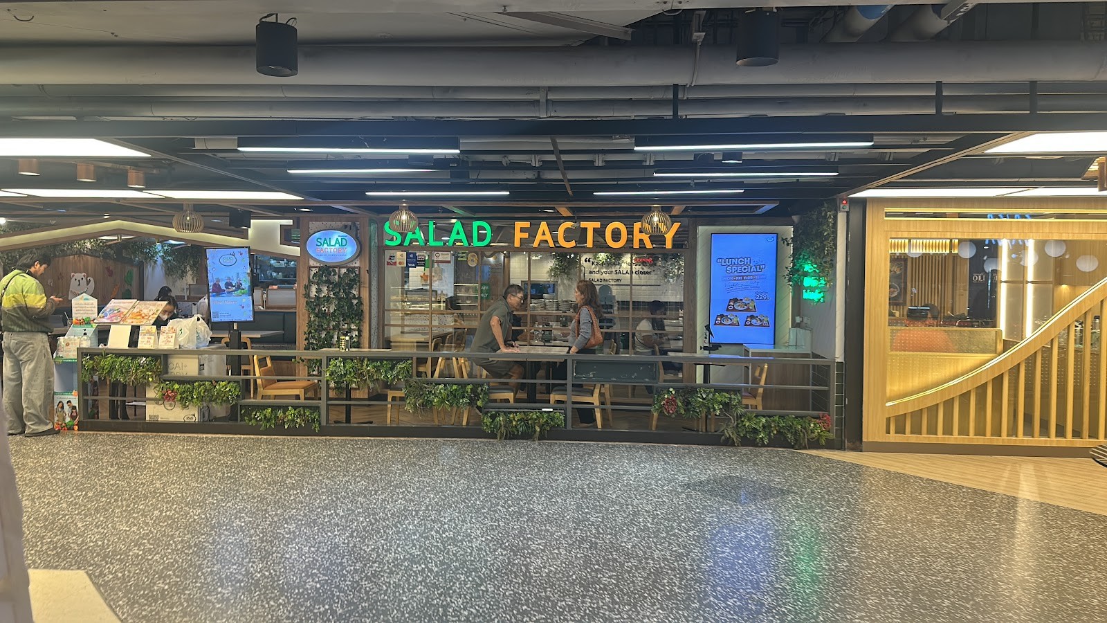 Salad Factory: the place