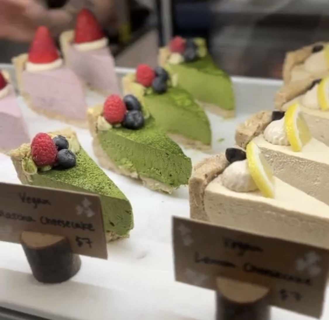Rika Plant Kitchen: food & drinks