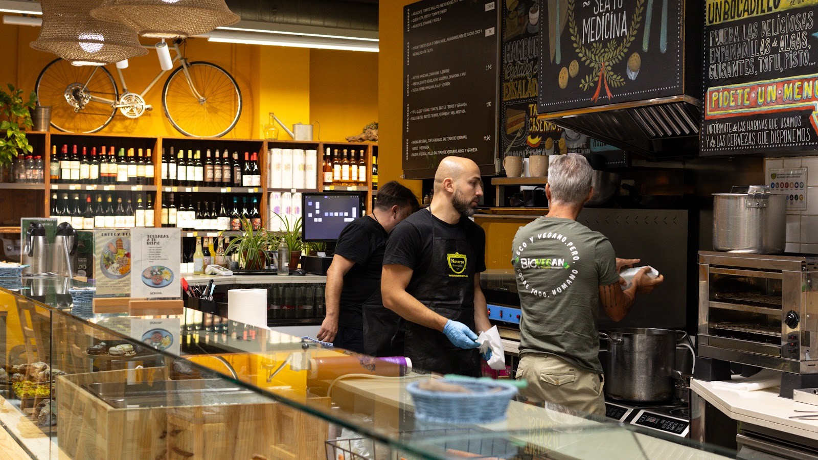 BIOVEGAN by Navarro Herbolario: the place