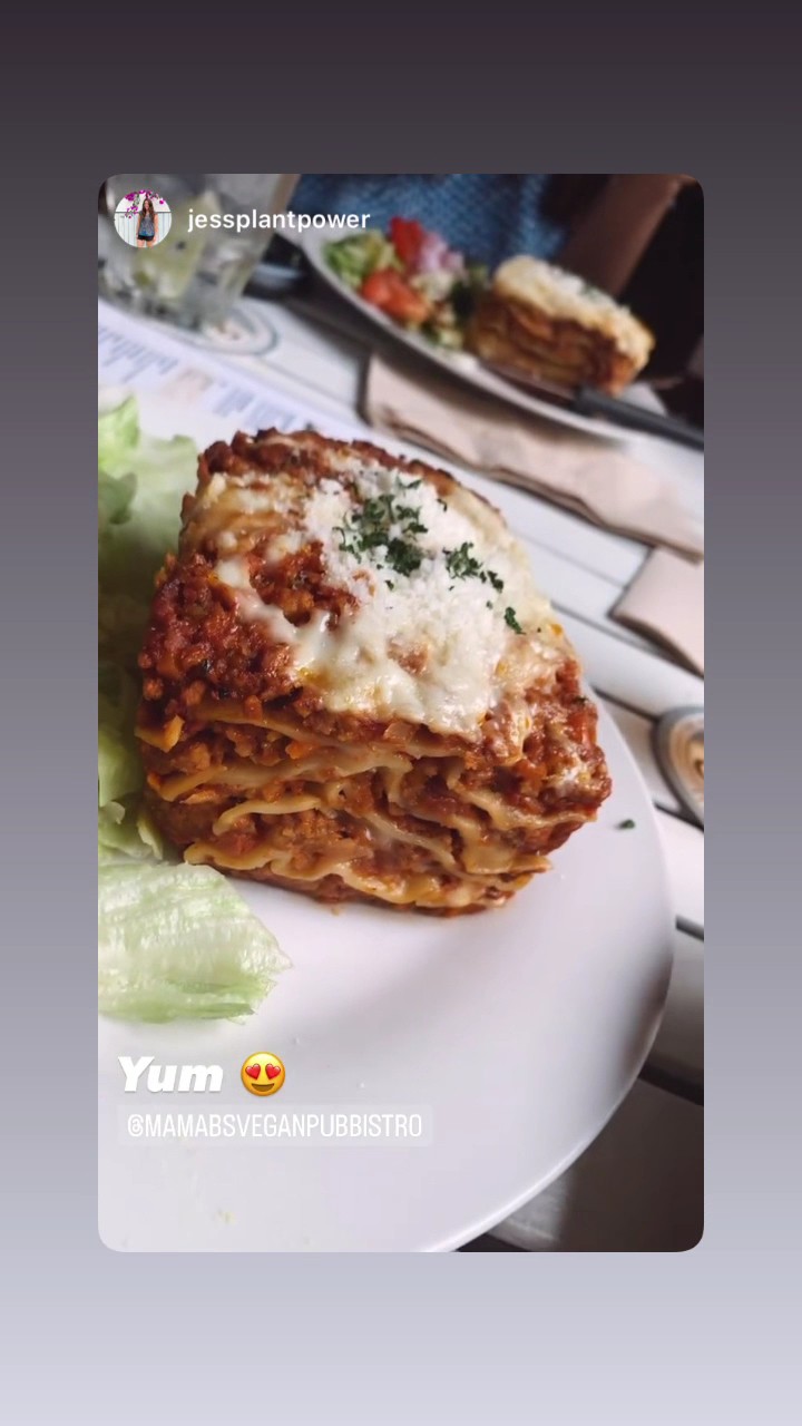 Mama B’s: food & drinks