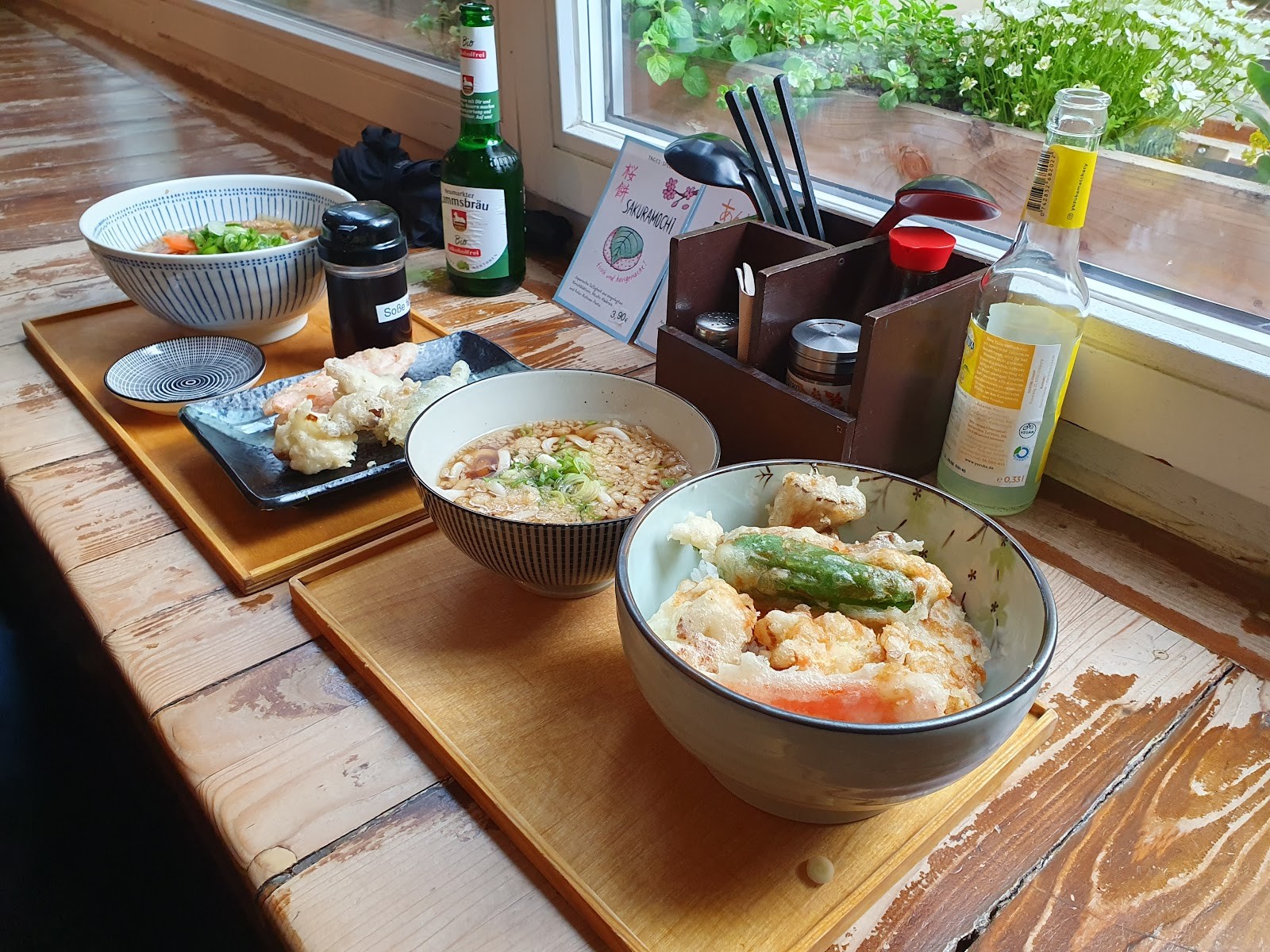 Nobiko: food & drinks