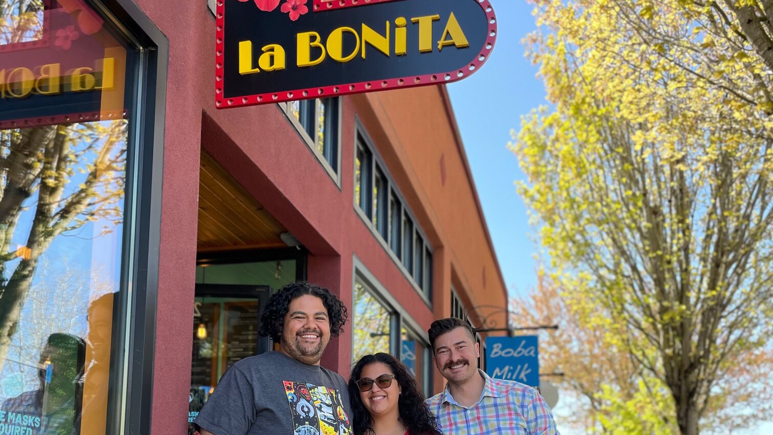 La Bonita: the place