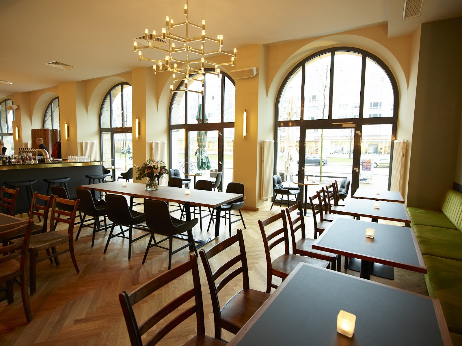 Volkshaus: the place