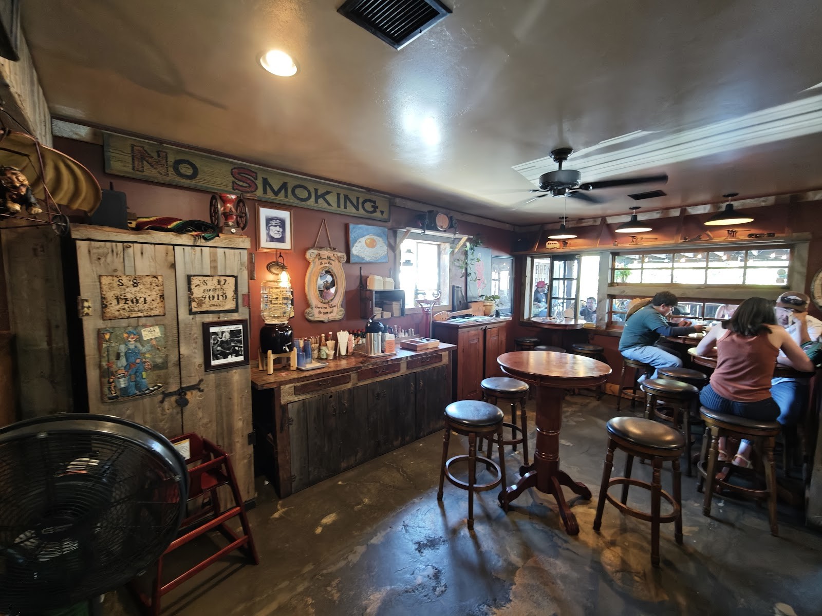 Nate's Garden Grill: the place