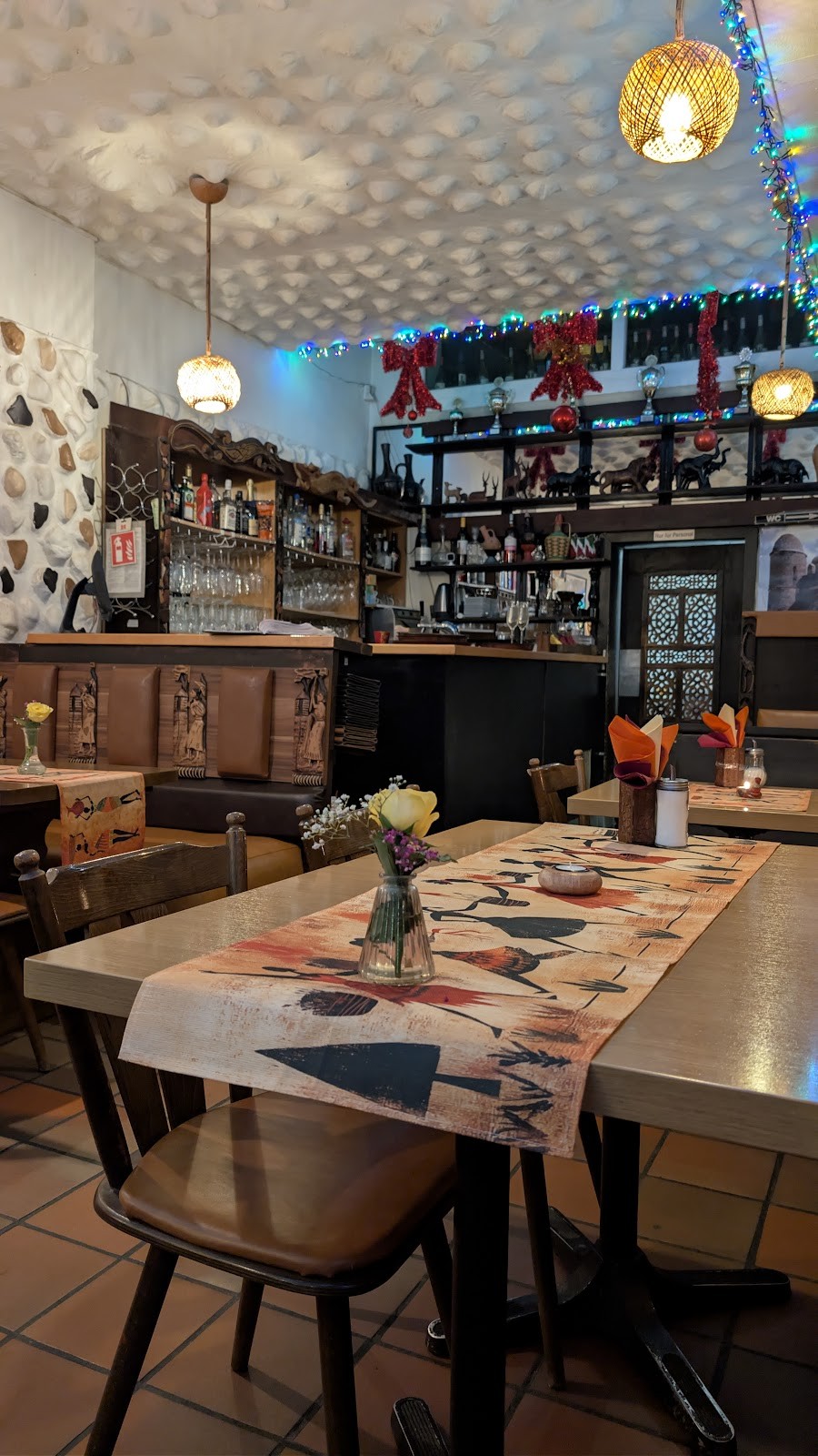 Fasika Restaurant: the place