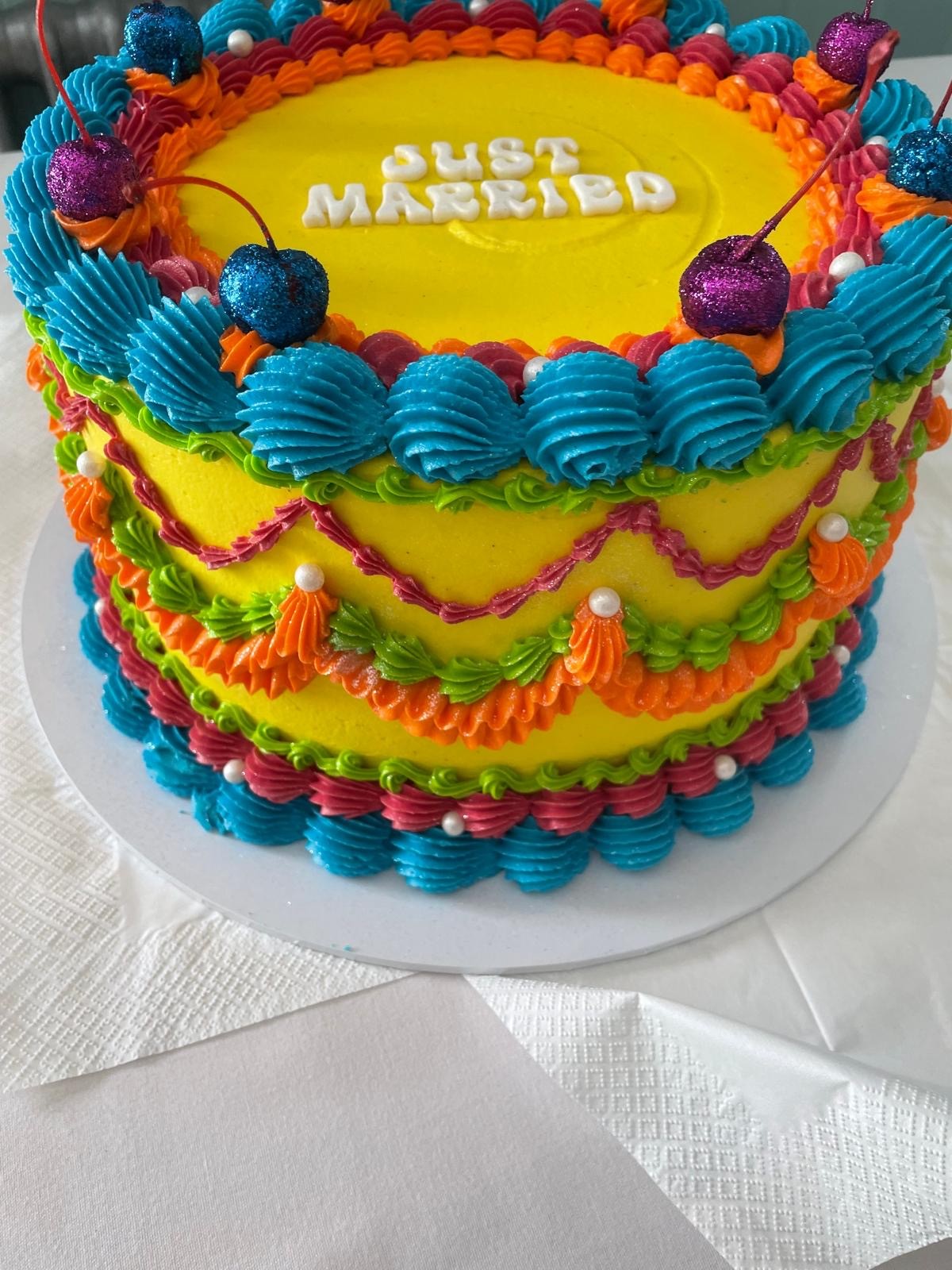 Heart of Cake: food & drinks