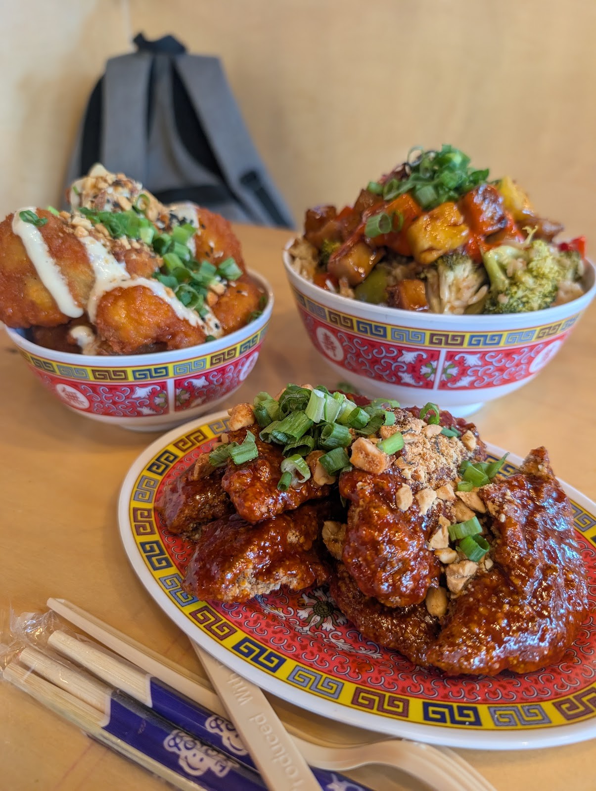 Pow Pow Franklin Square: food & drinks