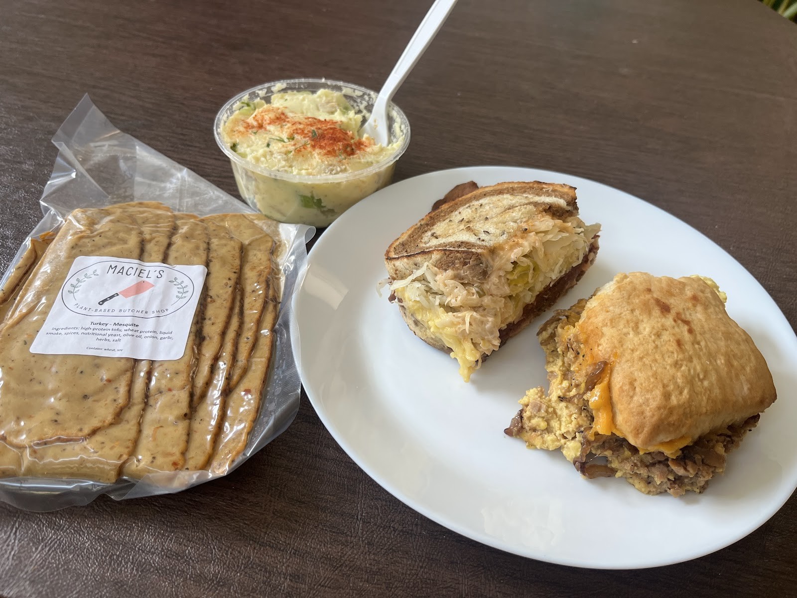 Maciel's Plant-Based Butcher & Deli: food & drinks