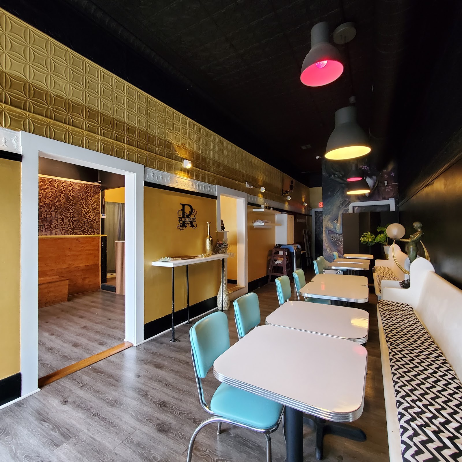 Rutchada Thai Cuisine: the place