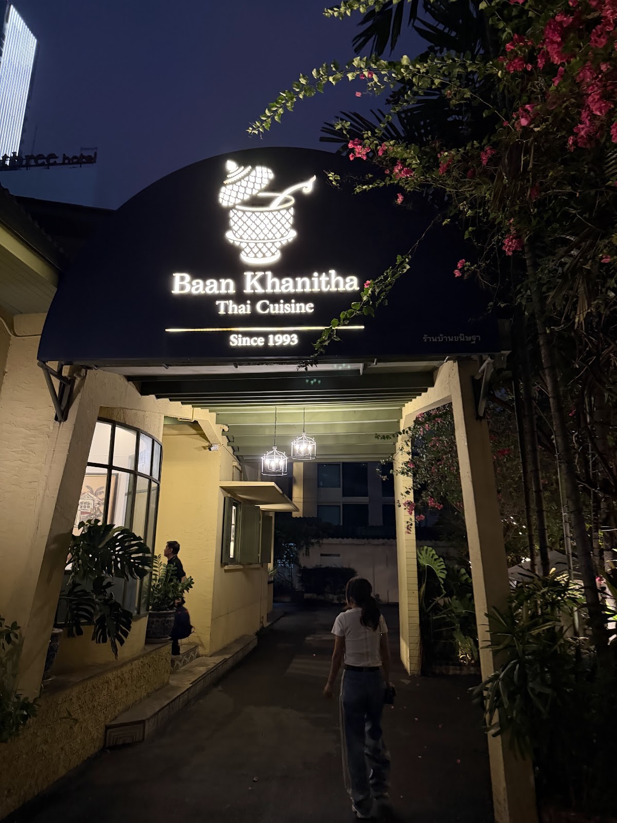 Baan Khanitha & Gallery: the place