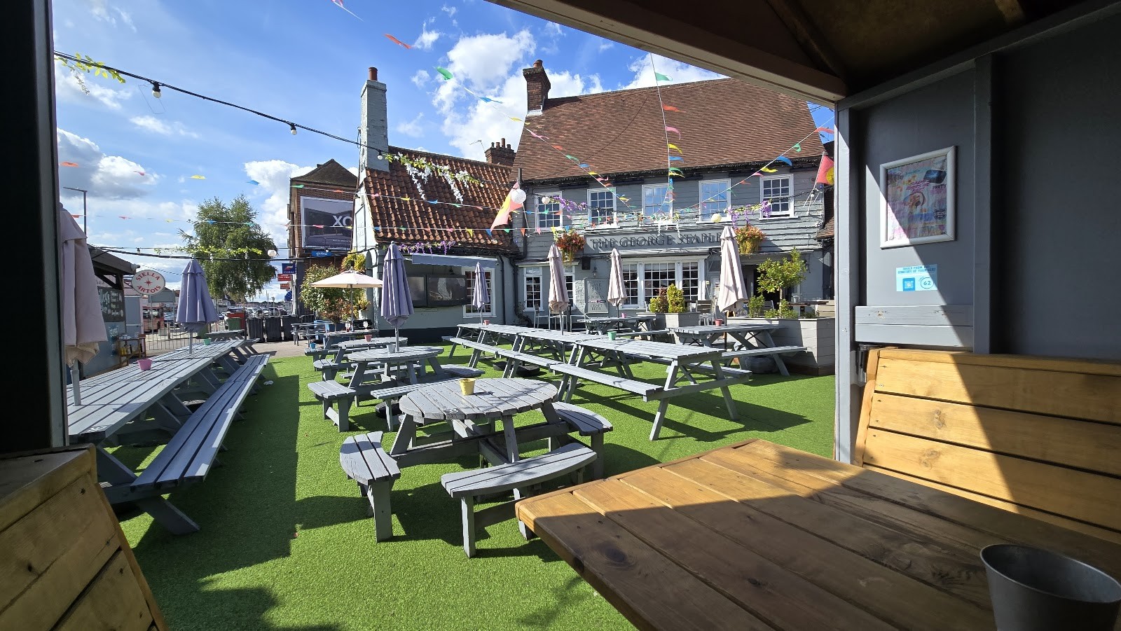 The George Staples: the place